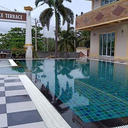 Lake Terrace Resort Langu Bagian luar foto