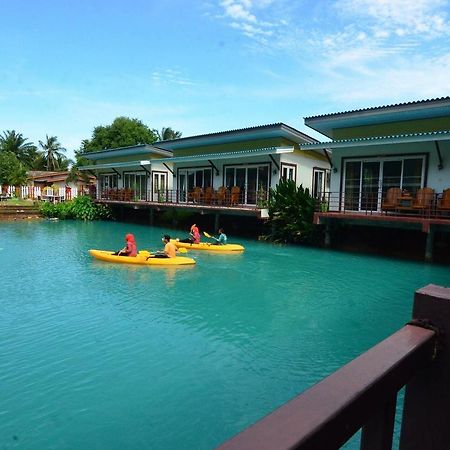 Lake Terrace Resort Langu Bagian luar foto