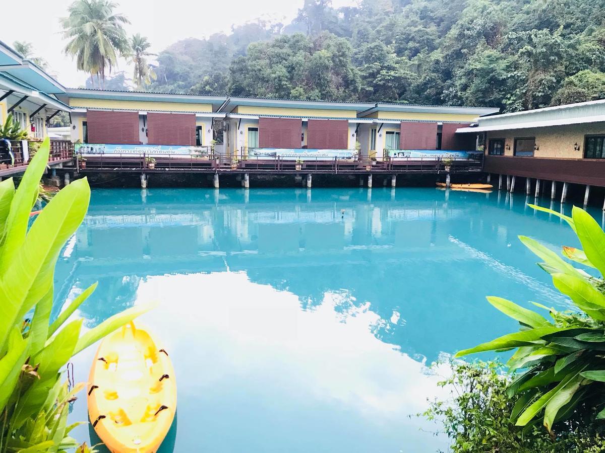 Lake Terrace Resort Langu Bagian luar foto